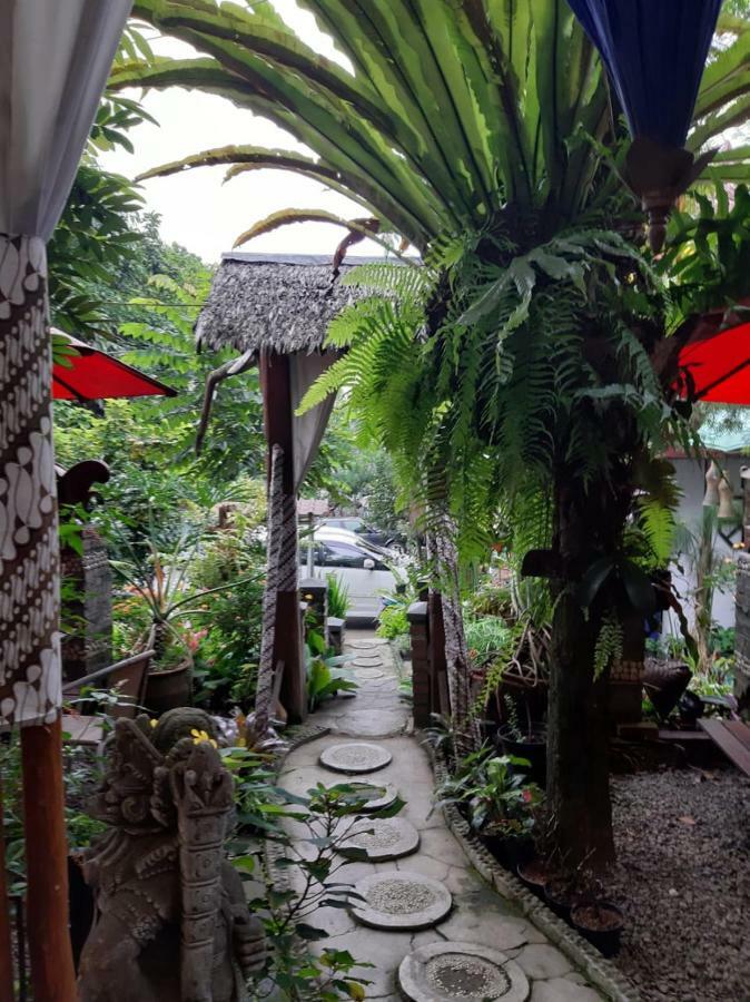 Badjoeri Ethnic Wooden Homestay Bandung Exterior foto